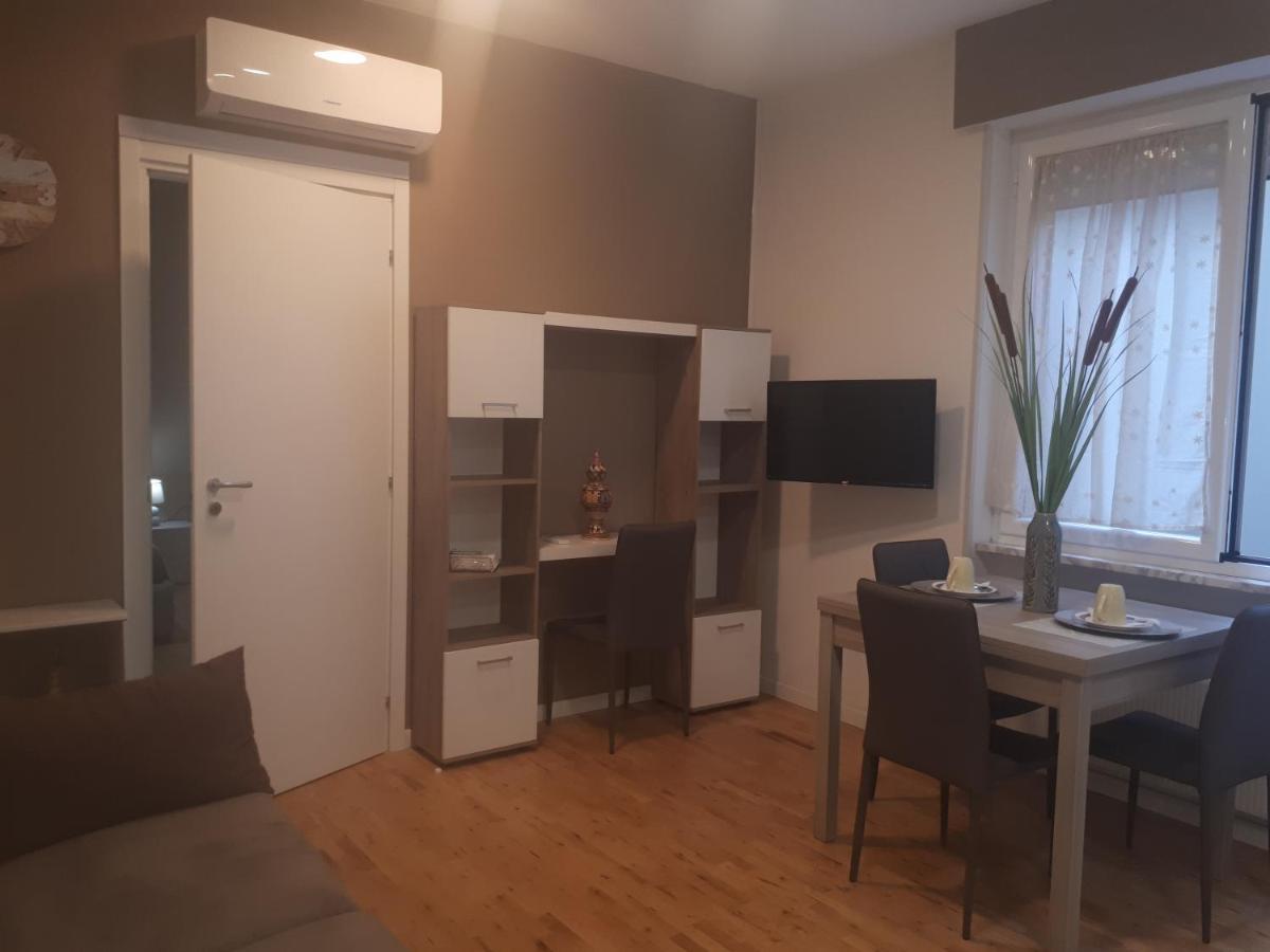 Central House Apartman Caserta Kültér fotó