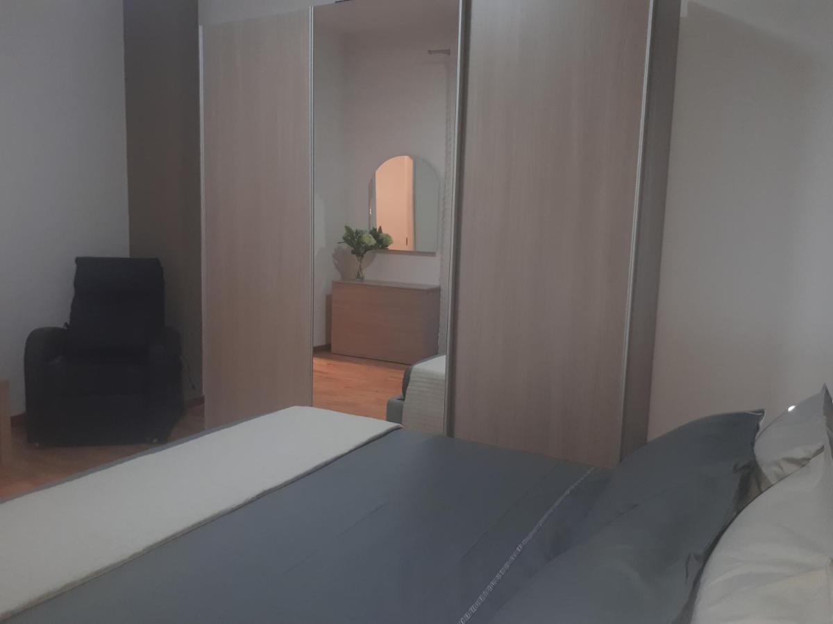 Central House Apartman Caserta Kültér fotó